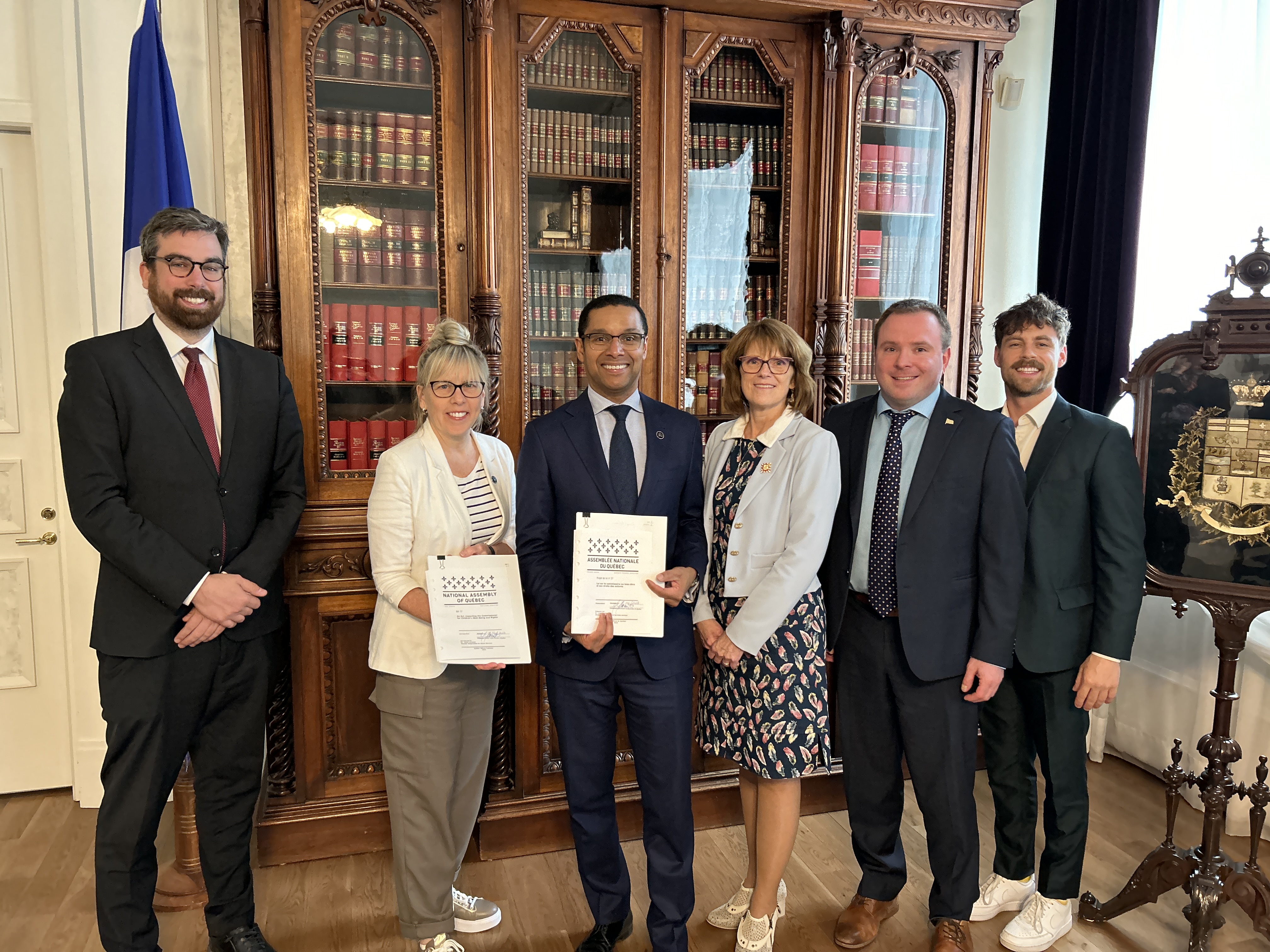 Sanction des projets de loi n° 37 et n° 53