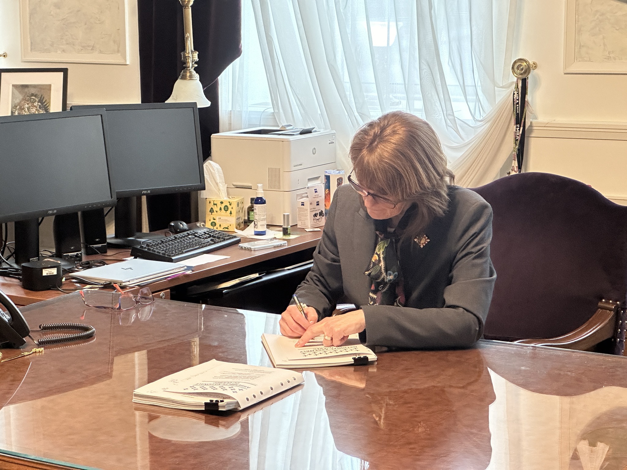 Royal ascent of bill 48

