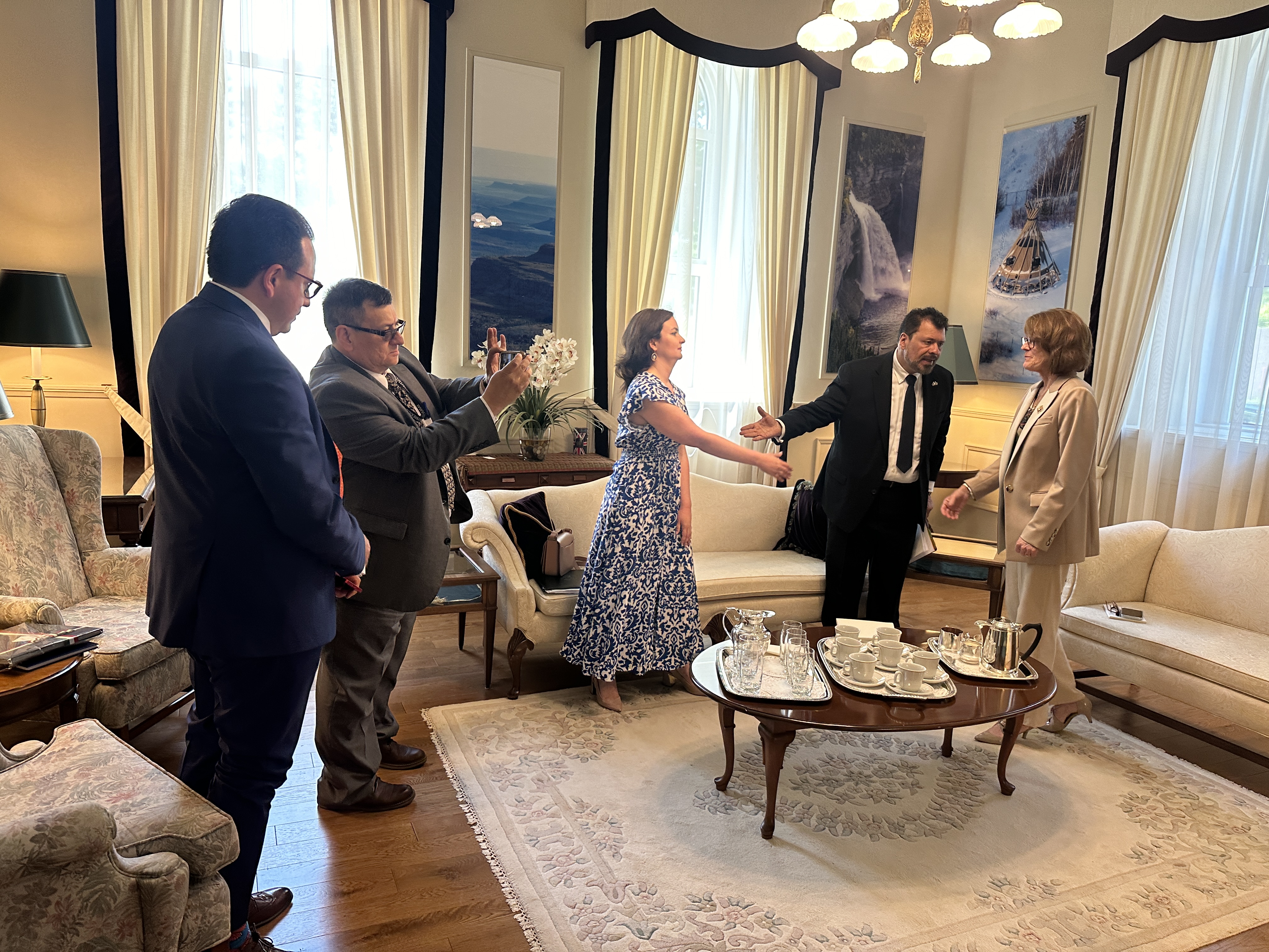 Visite de prise de poste du nouveau consul général du Mexique, Monsieur Victor Manuel Treviño Escudero
